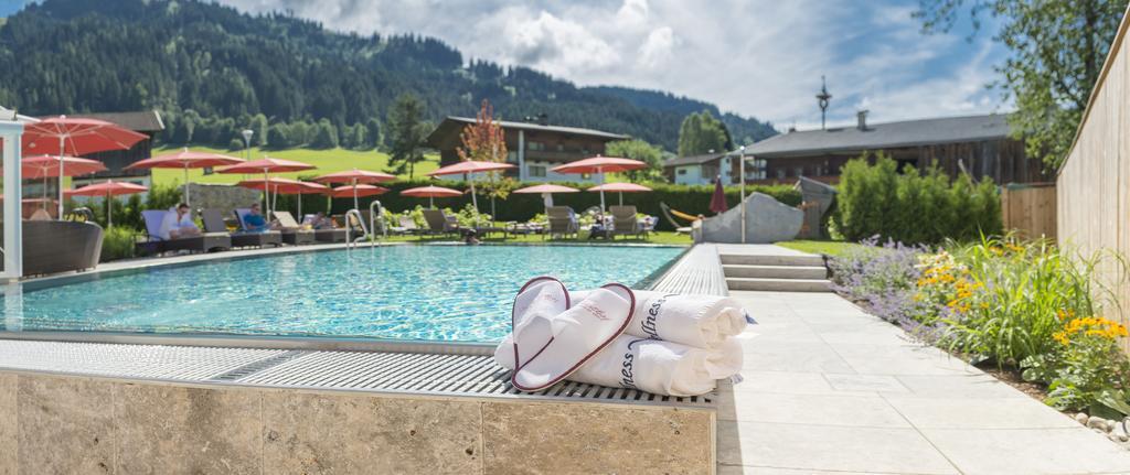 Hotel & Alpin Lodge Der Wastlhof Niederau Bagian luar foto