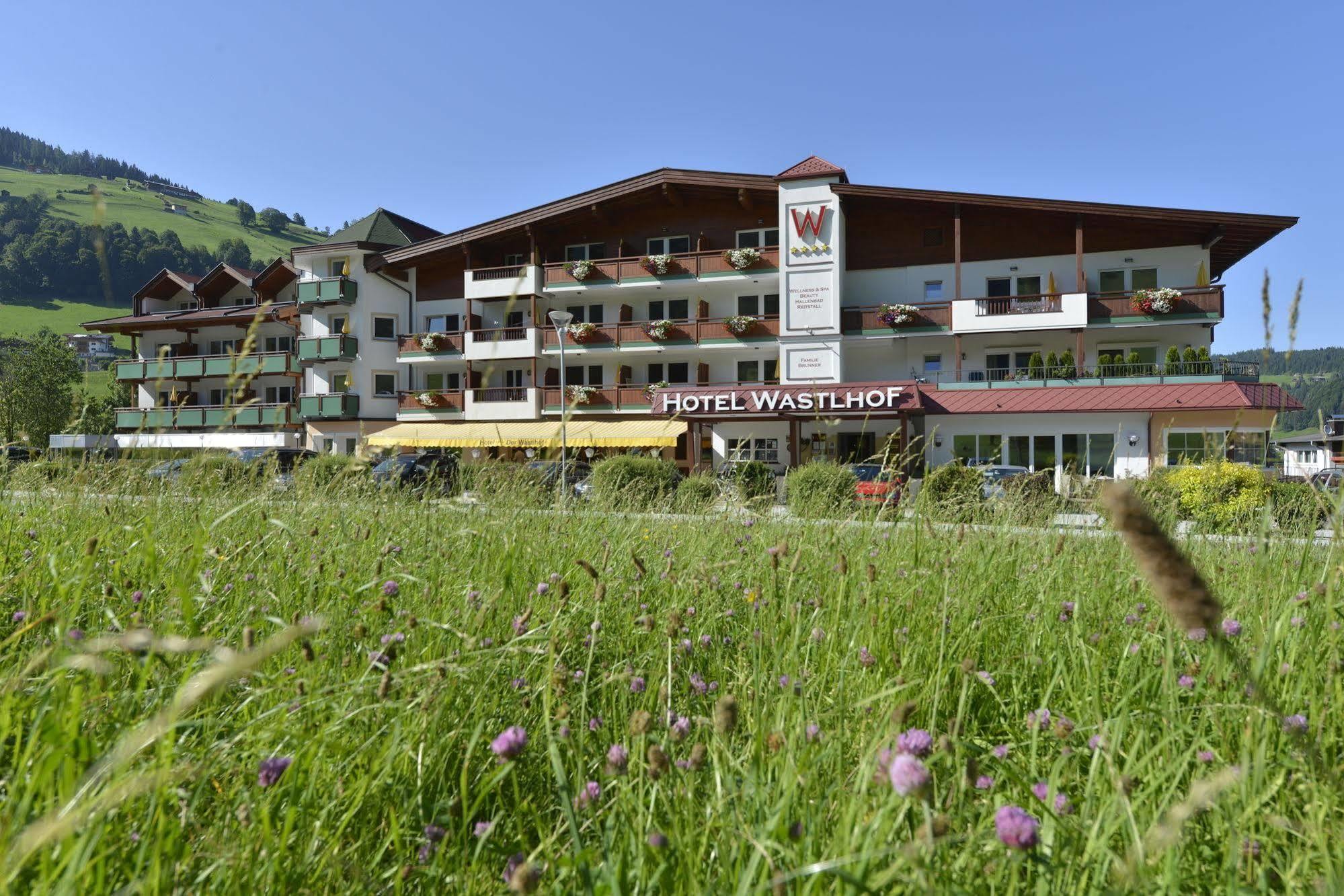 Hotel & Alpin Lodge Der Wastlhof Niederau Bagian luar foto