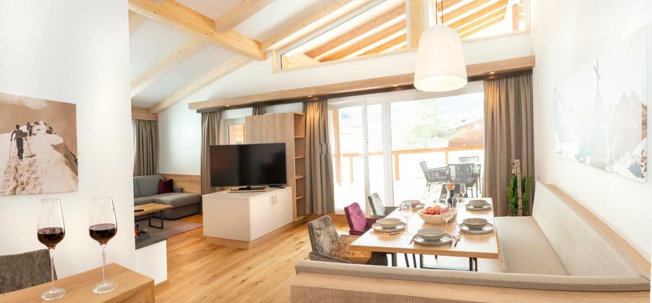 Hotel & Alpin Lodge Der Wastlhof Niederau Bagian luar foto